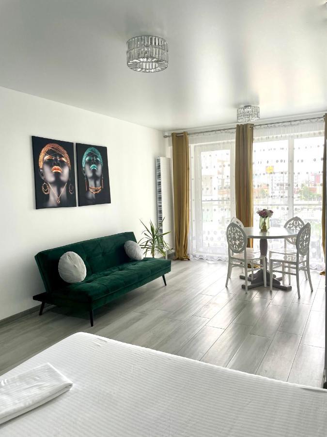 Apartmán Dominic 2 Beds 1 Sofa Parking Pool Apartament By Alezzi Nord10 Năvodari Exteriér fotografie